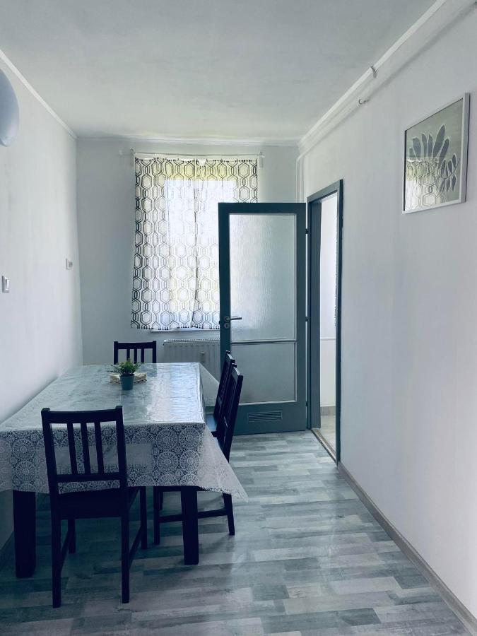 Charles Apartman Balatonfured Apartamento Exterior foto